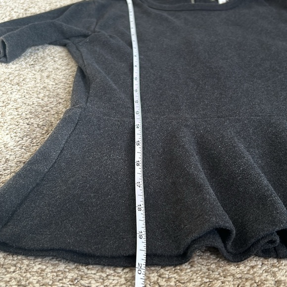 Gap Peplum Shirt - Picture 4 of 5